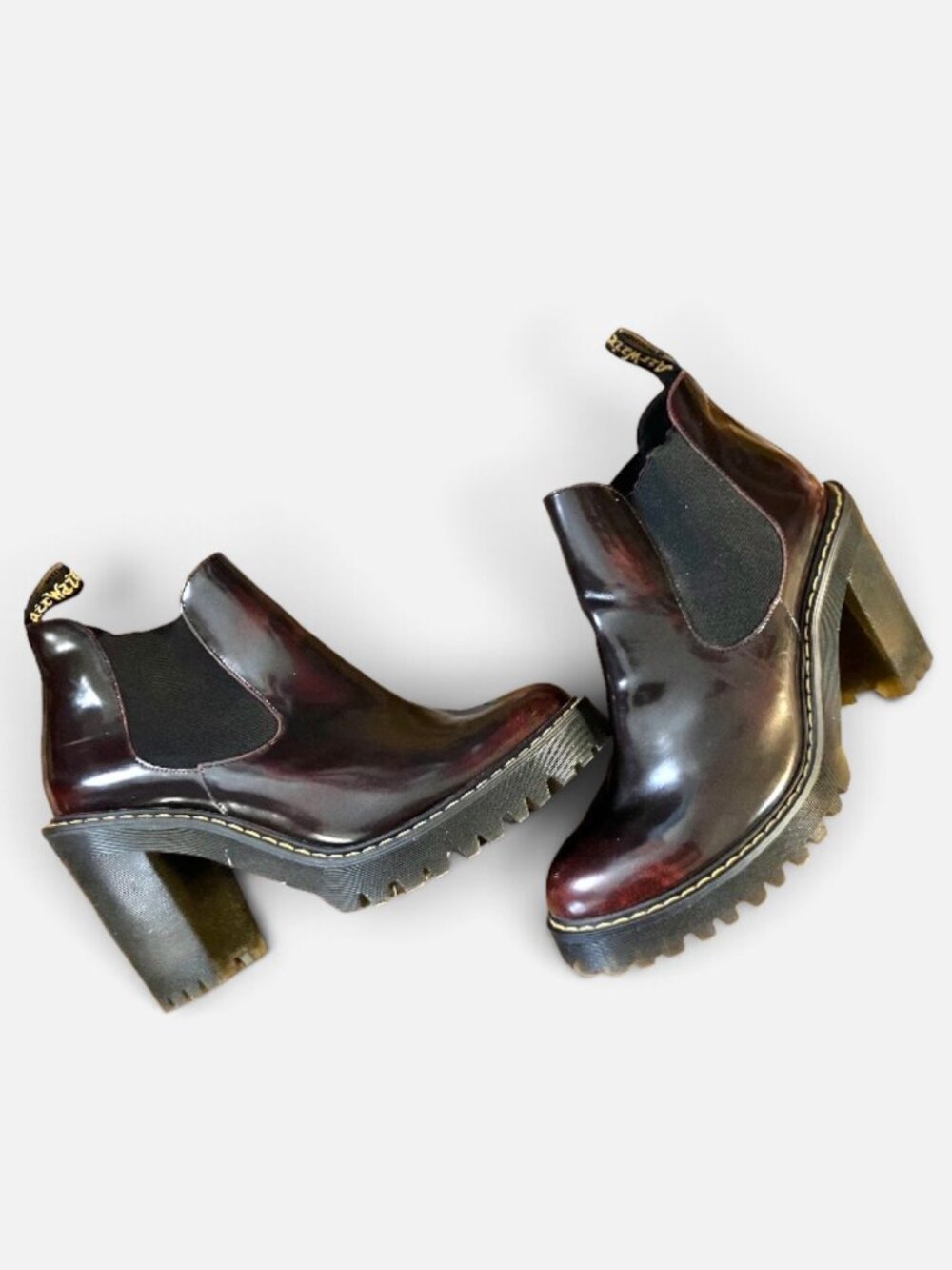 glossy cherry-red Dr. Martens Hurston Chelsea Boots sz 10 ladies, 41 EU